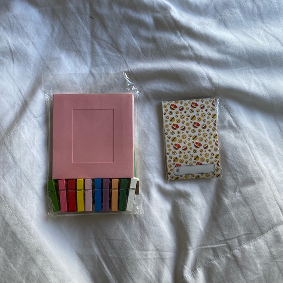 Sturdy Tiger Polaroid String & Clips Set with Polaroid Boarder Stickers - Picture 2 of 13